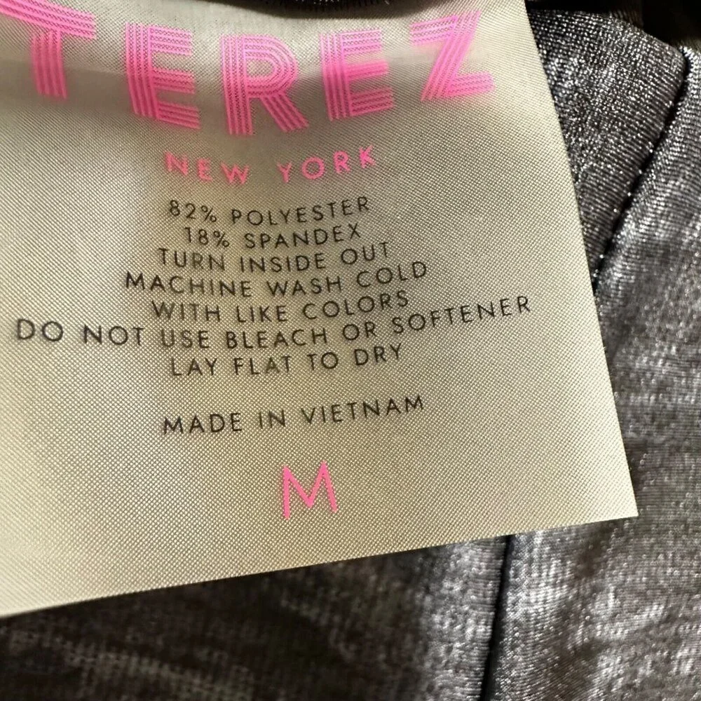 TEREZ Womens Size M Show Your‎ Stripes Black Grey Sports Bra NWT